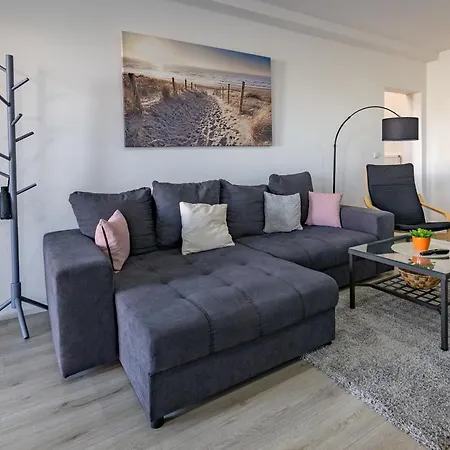 Apartment Hannibal - Design-apartment Rose 7, Parkplatz, Küche, Highspeed-wlan *