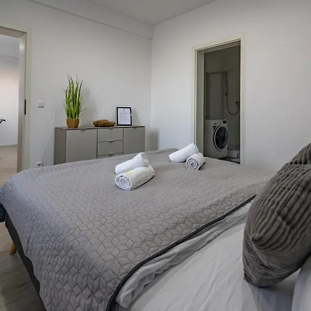 Apartment Hannibal - Design-apartment Rose 7, Parkplatz, Küche, Highspeed-wlan *