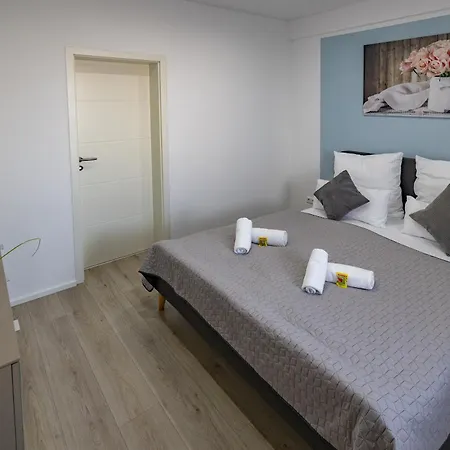Hannibal - Design-apartment Rose 7, Parkplatz, Küche, Highspeed-wlan Appartement Wolfsburg