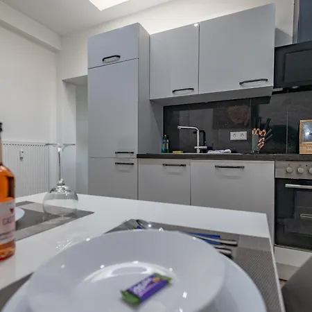 Hannibal - Design-apartment Rose 7, Parkplatz, Küche, Highspeed-wlan * Wolfsburg